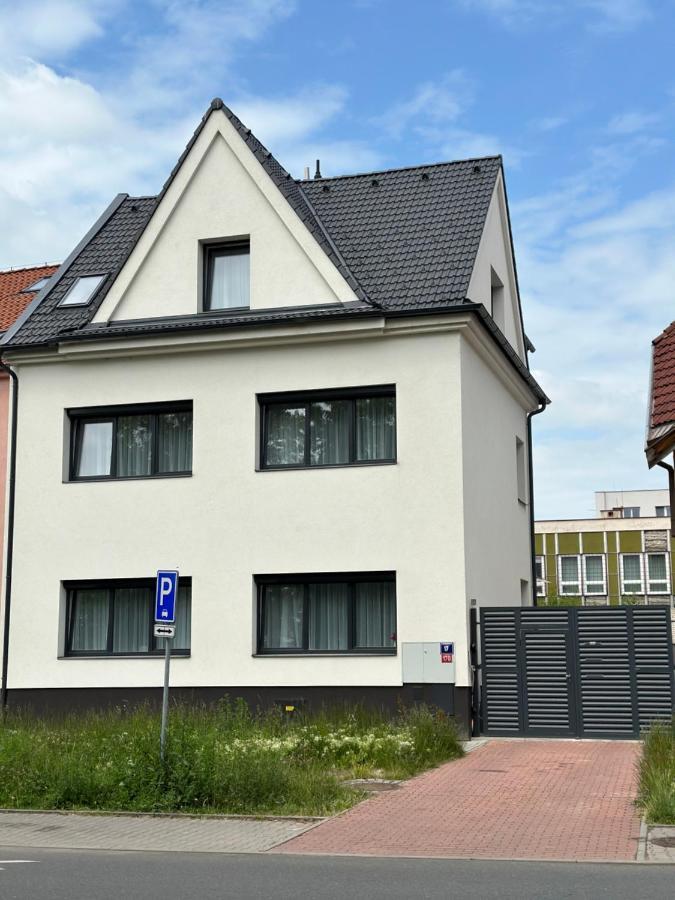 Apartmán Rezidence Kbely - Free Parking